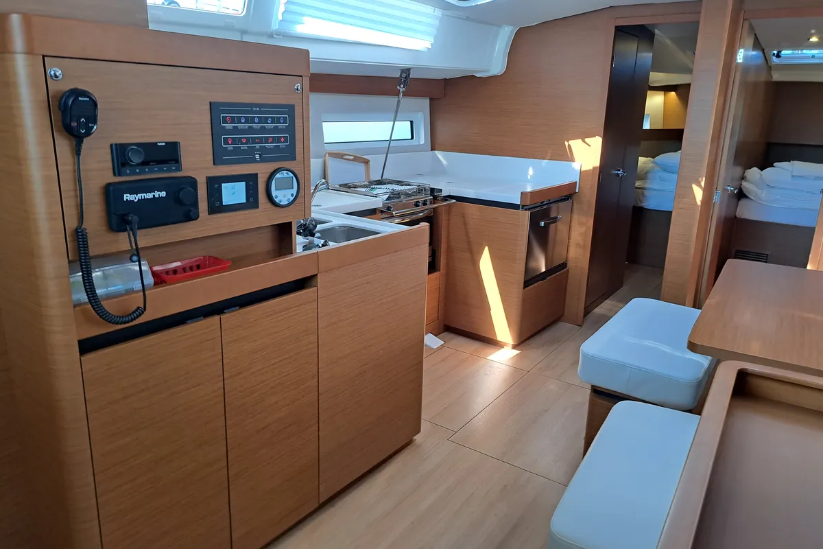 Salon of Mirrmurr, a Jeanneau Sun Odyssey 490 sailboat at Kaštela, Croatia