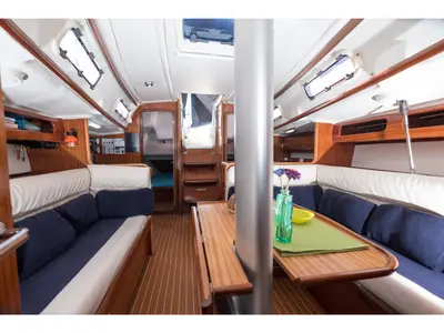 Salon of ARTIX, a Bavaria 38 Match sailboat at Rosignano Solvay, Italy