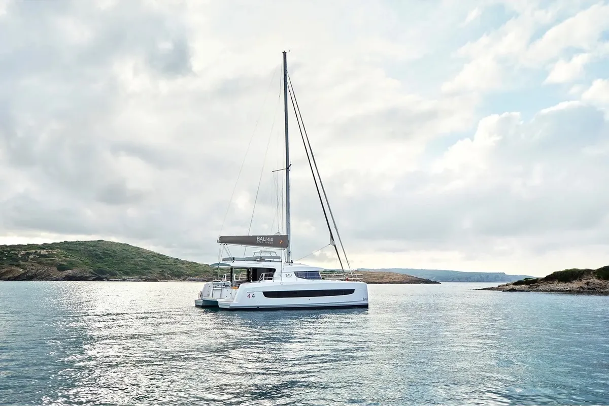 Exterior view of Romar One, a Bali 4.4 catamaran at Athens, Greece