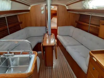 Salon of Anja, a Elan 333 sailboat at Zadar, Croatia