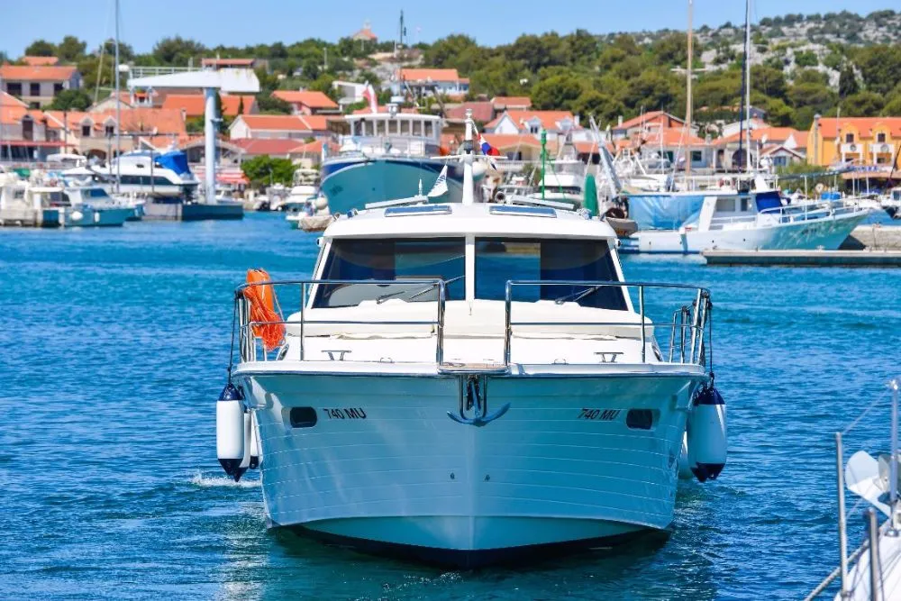 Exterior view of Mira, a SAS - Vektor Adriana 36 motorboat at Jezera, Croatia