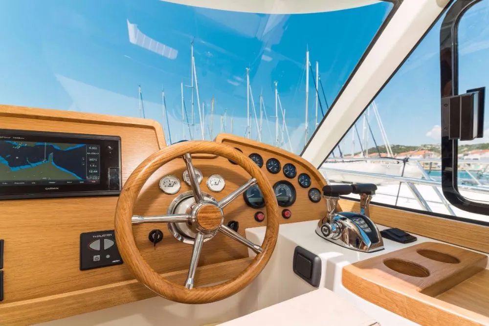 Cockpit of Mira, a SAS - Vektor Adriana 36 motorboat at Jezera, Croatia