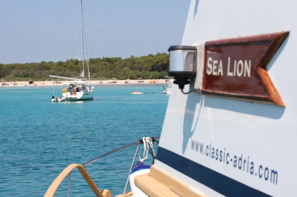 Sea Lion, a Custom Made Trawler HAMPTON 42 motor yacht at Zadar, Croatia