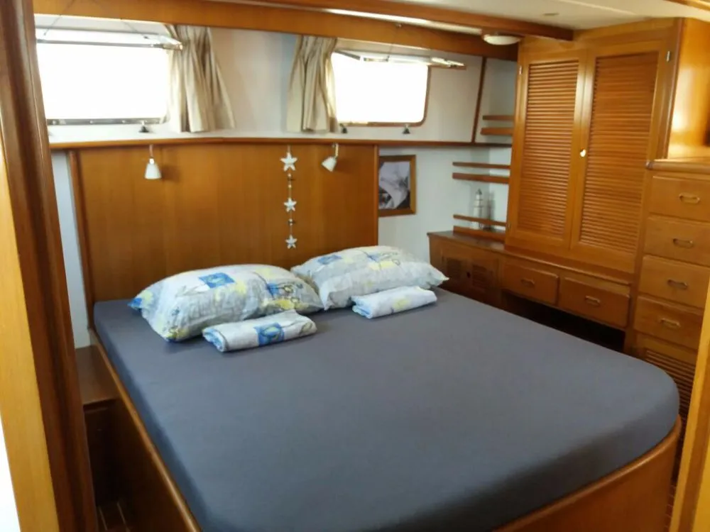 Cabin on Sea Lion, a Custom Made Trawler HAMPTON 42 motor yacht at Zadar, Croatia