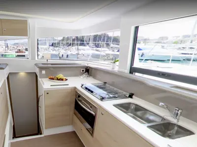 Sigà Sigà, a Bali 4.1 catamaran at Agropoli, Italy