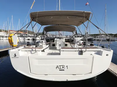 Air 1