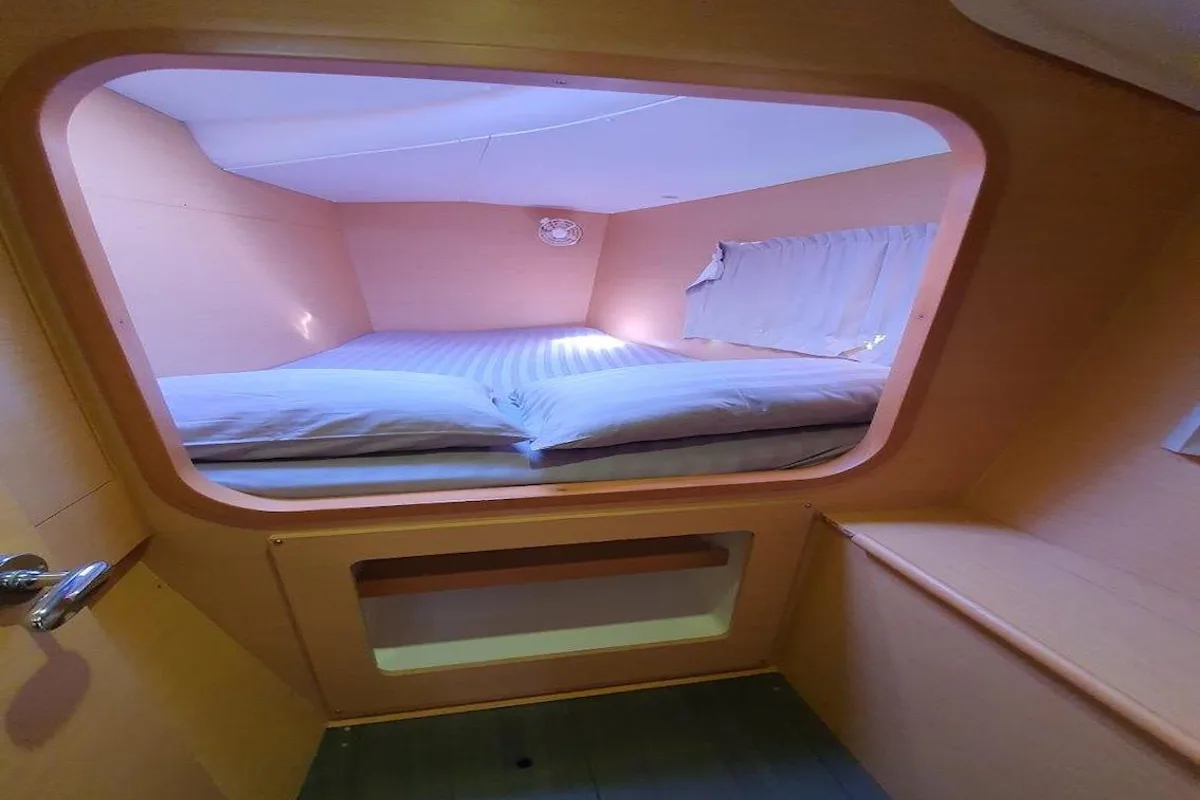 Cabin on Amelie, a Lagoon 380 catamaran at Baan Salak Phet, Thailand
