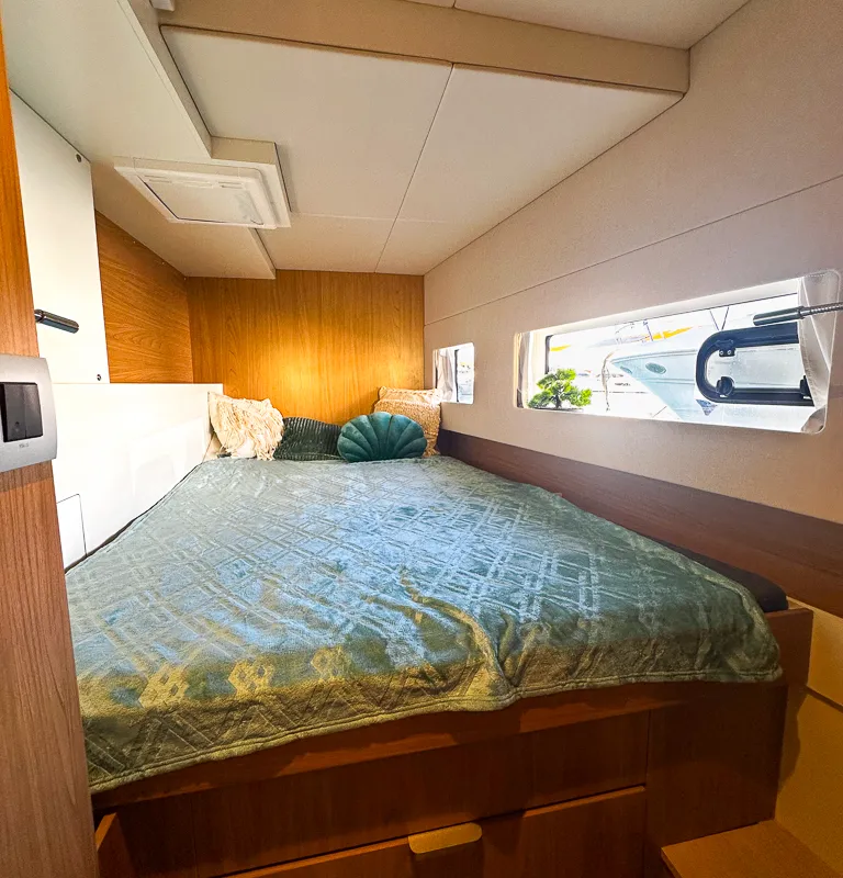 Cabin on Aussie, a Bali Catsmart catamaran at Pirovac, Croatia