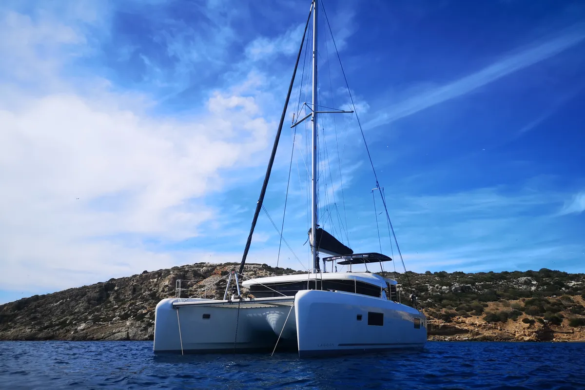 Salon of Aktaia, a Lagoon 42 catamaran at Agios Stefanos, Greece