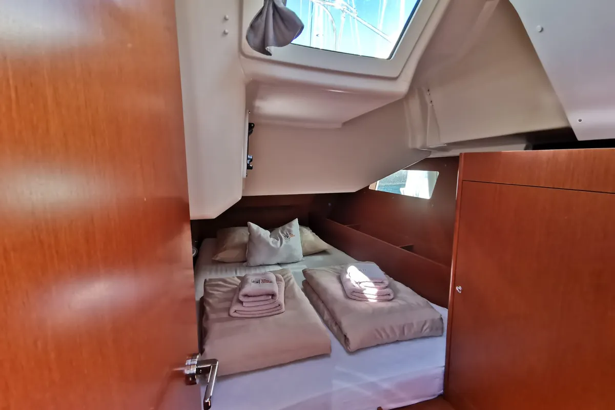 Cabin on Office 2, a Beneteau Oceanis 41.1 sailboat at Grad Pula, Croatia