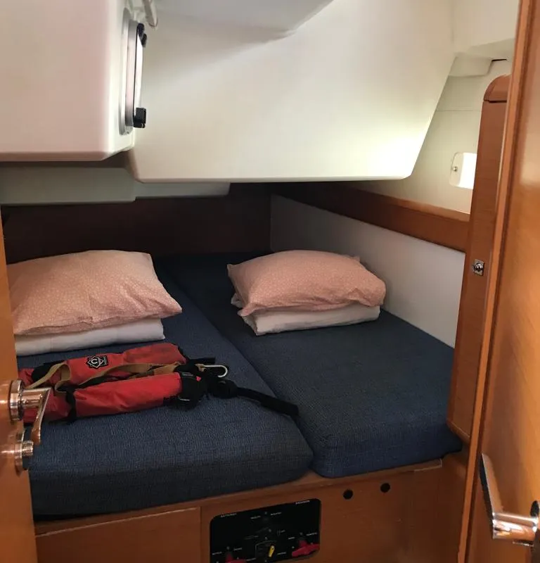 Cabin on Alboran Cognac (Radazul), a Jeanneau Sun Odyssey 519 sailboat at El Rosario, Spain