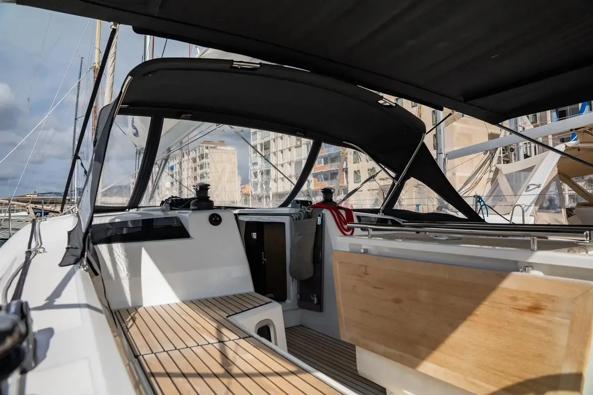 Cockpit of Polemas, a Beneteau Oceanis 40.1 sailboat at Toulon, France