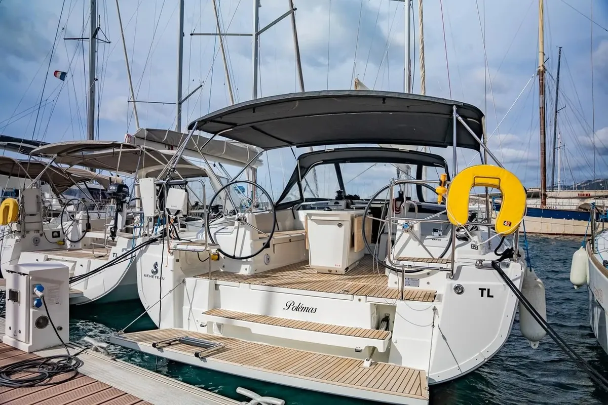 Deck of Polemas, a Beneteau Oceanis 40.1 sailboat at Toulon, France