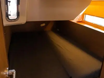 Cabin on Polemas, a Beneteau Oceanis 40.1 sailboat at Toulon, France