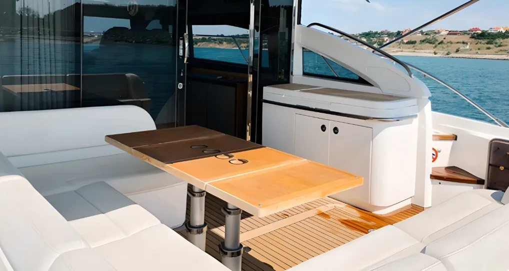 Solorada, a Princess 52 Fly motor yacht at Castellammare di Stabia, Italy
