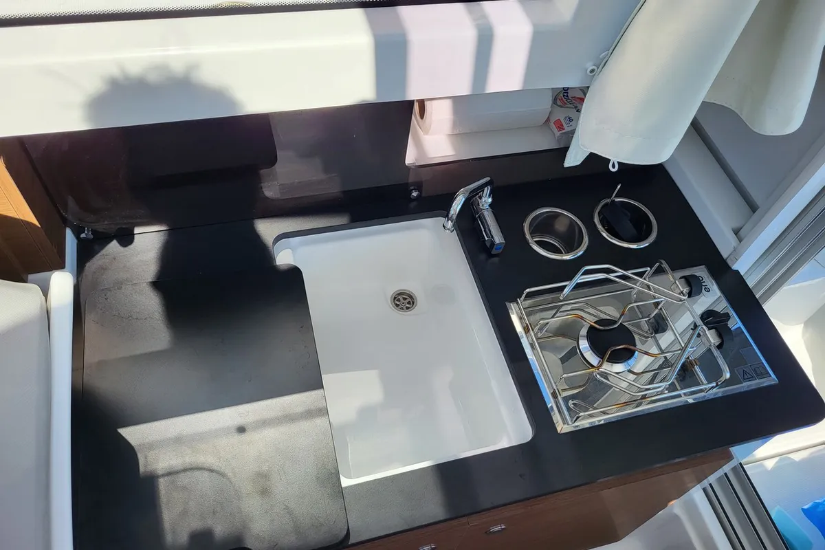 Galley of NN, a Jeanneau Merry Fisher 695 Serie2 motorboat at Seget Donji, Croatia
