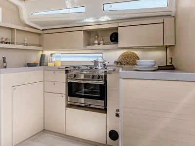 Cabin on Roza, a Beneteau Oceanis 40.1 sailboat at Athens, Greece