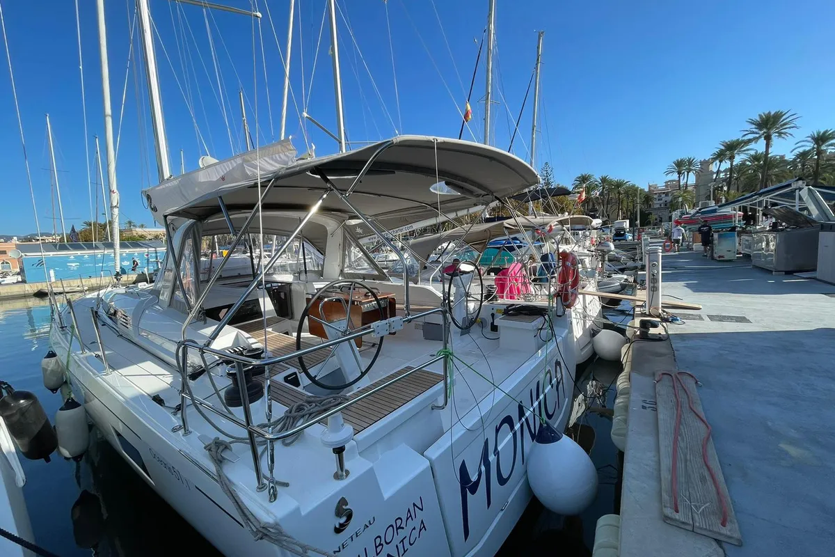 Exterior view of Alboran Mónica (Radazul), a Beneteau Oceanis 51.1 sailboat at El Rosario, Spain