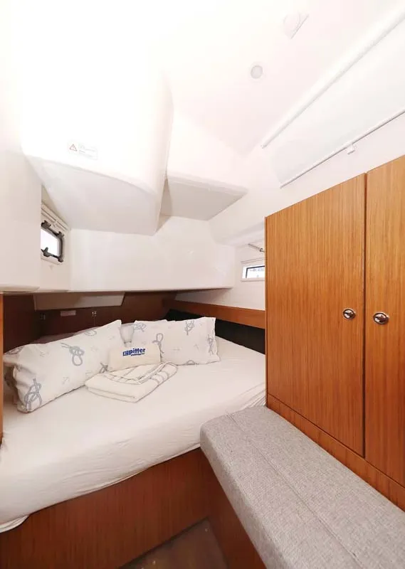 Cabin on Madrugada, a Bavaria Cruiser 41 Style sailboat at Jezera, Croatia