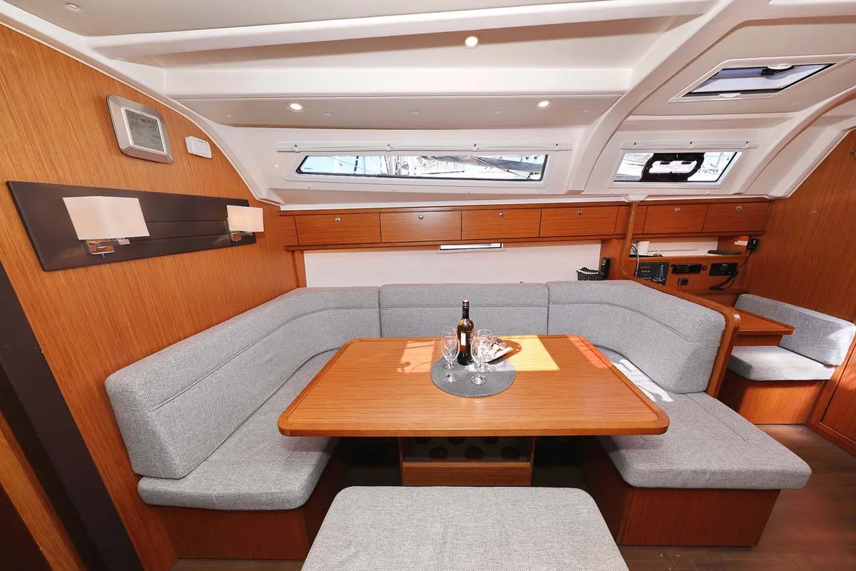 Salon of Madrugada, a Bavaria Cruiser 41 Style sailboat at Jezera, Croatia