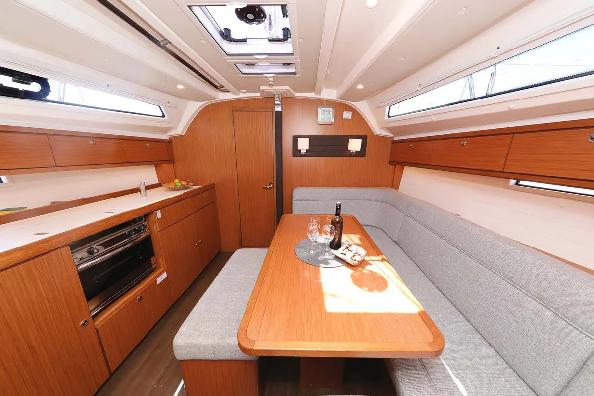 Salon of Madrugada, a Bavaria Cruiser 41 Style sailboat at Jezera, Croatia