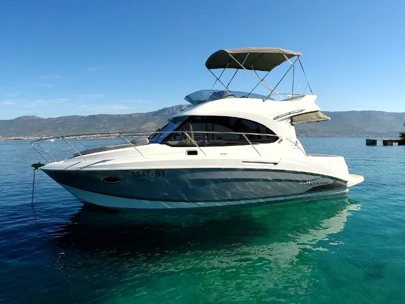 Exterior view of Lumar SeaMotion, a Beneteau Antares 30 Fly motorboat at Split, Croatia