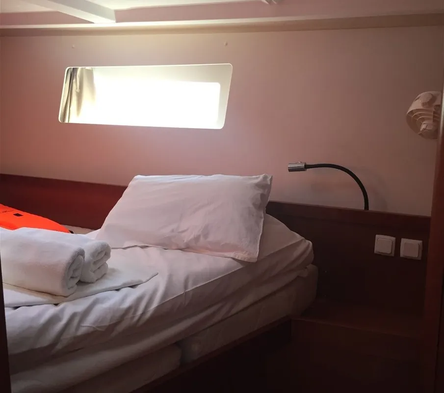 Cabin on PARIJA, a Beneteau Oceanis 45 sailboat at Split, Croatia