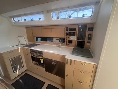 L'after, a Hanse 460 sailboat at Marseille, France