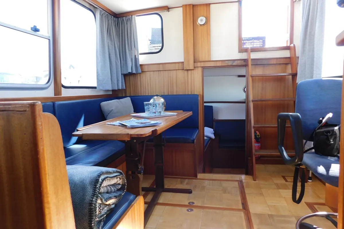 Salon of Gulet Rogger 1000 Salon, a motorboat at IJsselstein, Netherlands