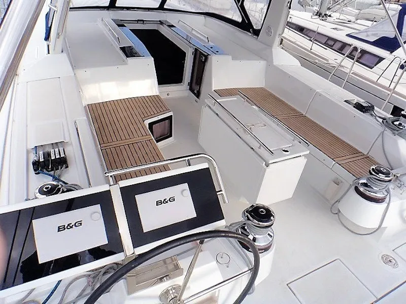 LUCKY TRADER, a Beneteau Oceanis 55 sailboat at Lavreotiki Municipal Unit, Greece