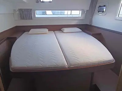Cabin on Easy to love, a Lagoon 42 catamaran at Tropea, Italy