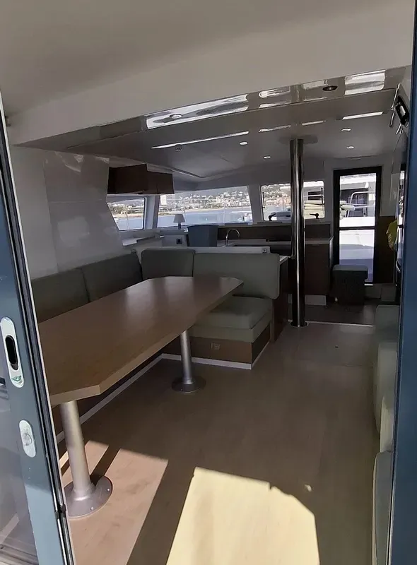 WHITE PEARL, a Bali 4.2 catamaran at La Favière, France