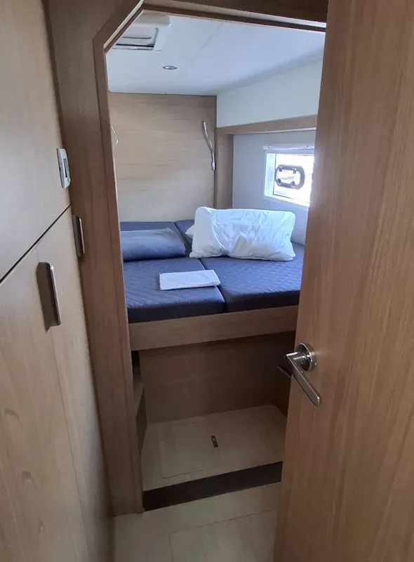 WHITE PEARL, a Bali 4.2 catamaran at La Favière, France