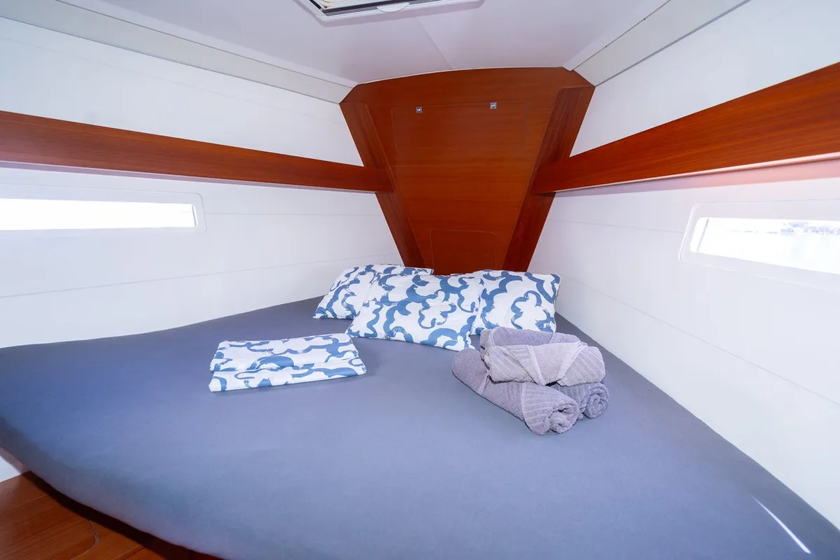 Cabin on Apus, a Dufour 412 GL sailboat at Pula, Croatia