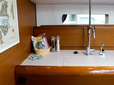 Galley of FILIPPOS I Boat location in LEFKAS MARINA, D-marin 1 SUP FREE, a Jeanneau Sun Odyssey 479 sailboat at Municipal…
