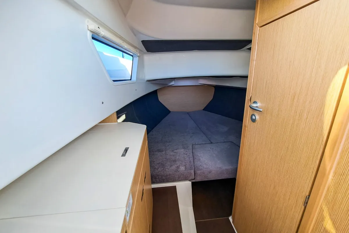 Cabin on Ryck 280, a Ryck 280 motorboat at Grad Pula, Croatia