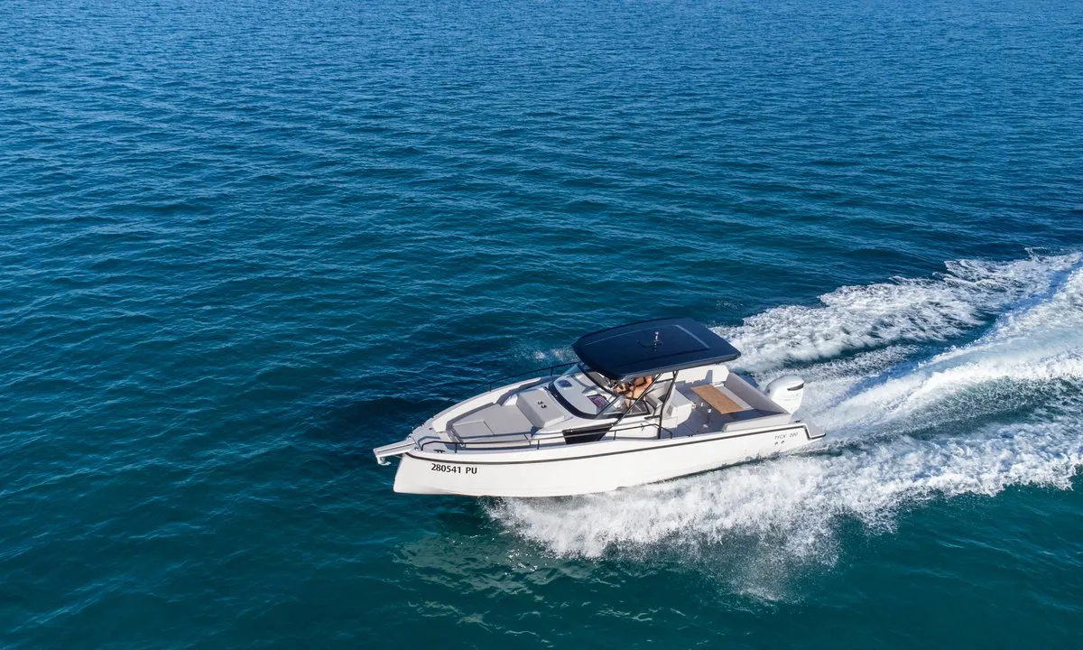 Exterior view of Ryck 280, a Ryck 280 motorboat at Grad Pula, Croatia