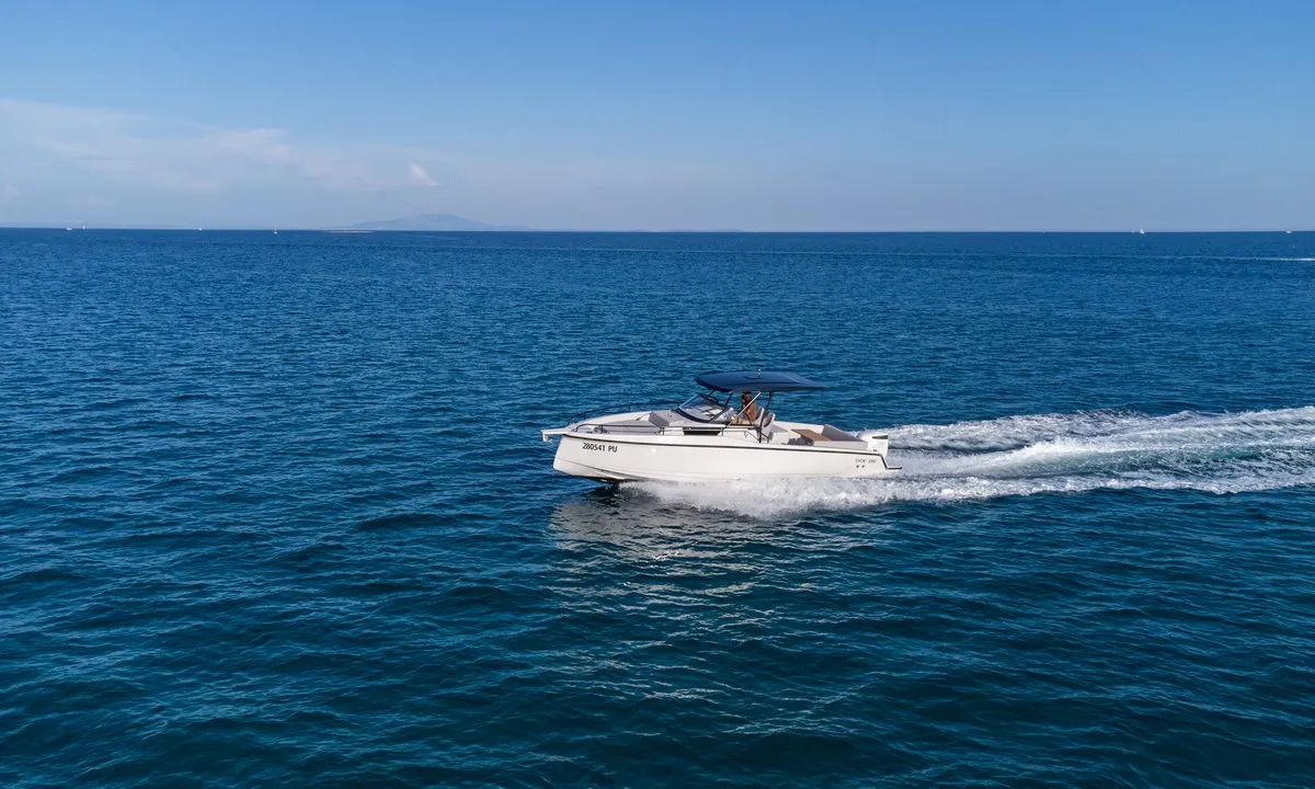 Exterior view of Ryck 280, a Ryck 280 motorboat at Grad Pula, Croatia