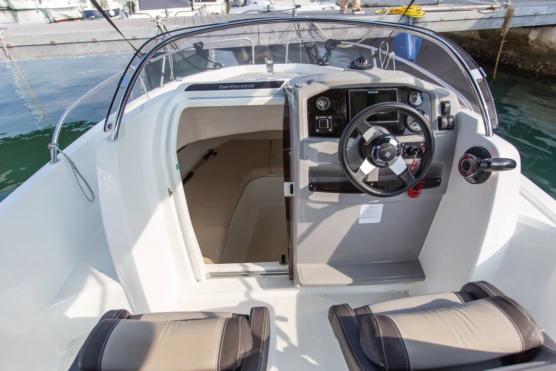Cockpit of Cap Camarat 5.5 WA, a Jeanneau Cap Camarat 5.5 WA motorboat at Grad Pula, Croatia