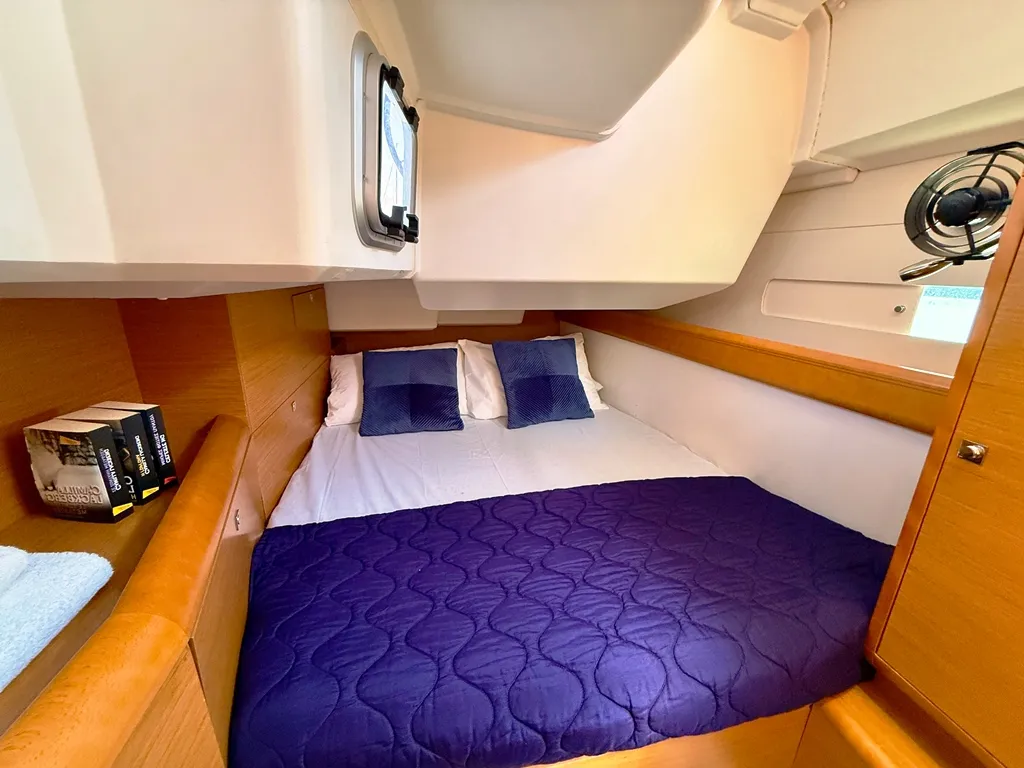 Cabin on Kefi, a Jeanneau Sun Odyssey 469 sailboat at Municipal Unit of Ellomenos, Greece