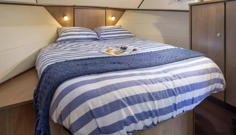 Cabin on Salida, a Linssen motorboat at IJsselstein, Netherlands