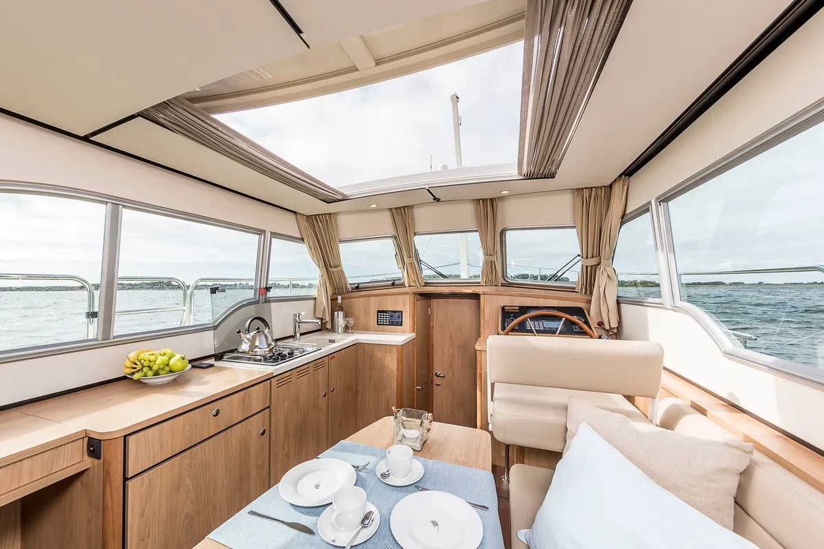 Salon of Salida, a Linssen motorboat at IJsselstein, Netherlands