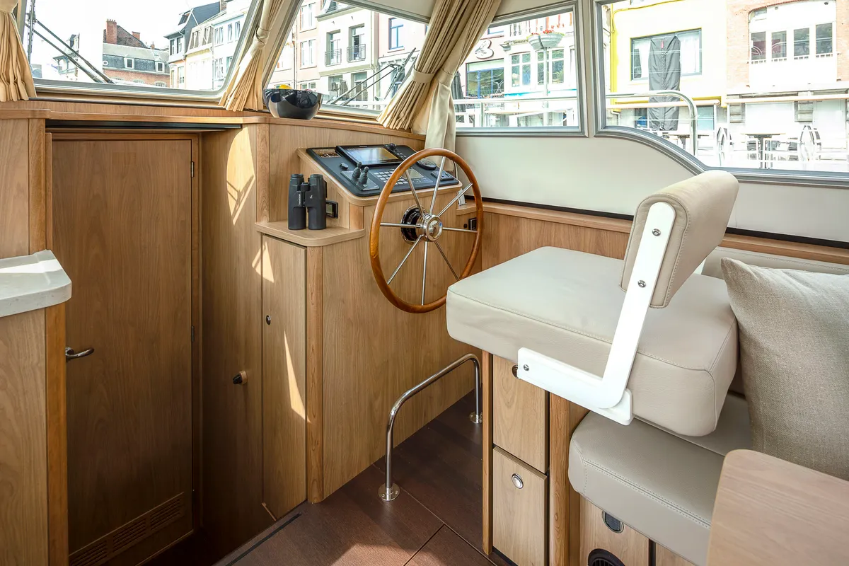 Cockpit of Salida, a Linssen motorboat at IJsselstein, Netherlands