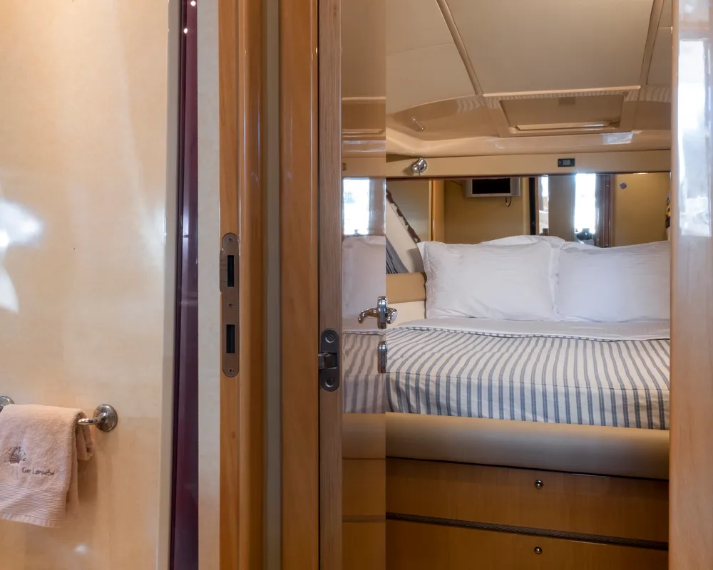 Cabin on Arabella, a Ferretti 480 motorboat at Parikia, Greece