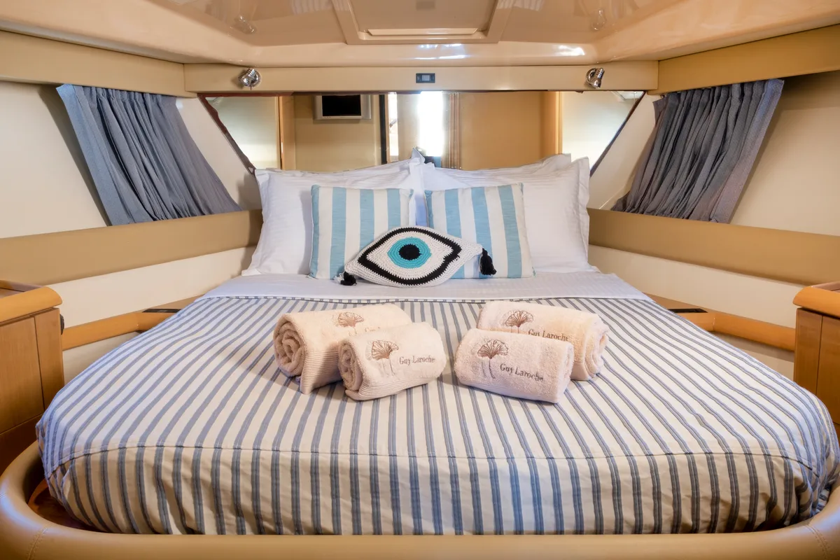 Cabin on Arabella, a Ferretti 480 motorboat at Parikia, Greece
