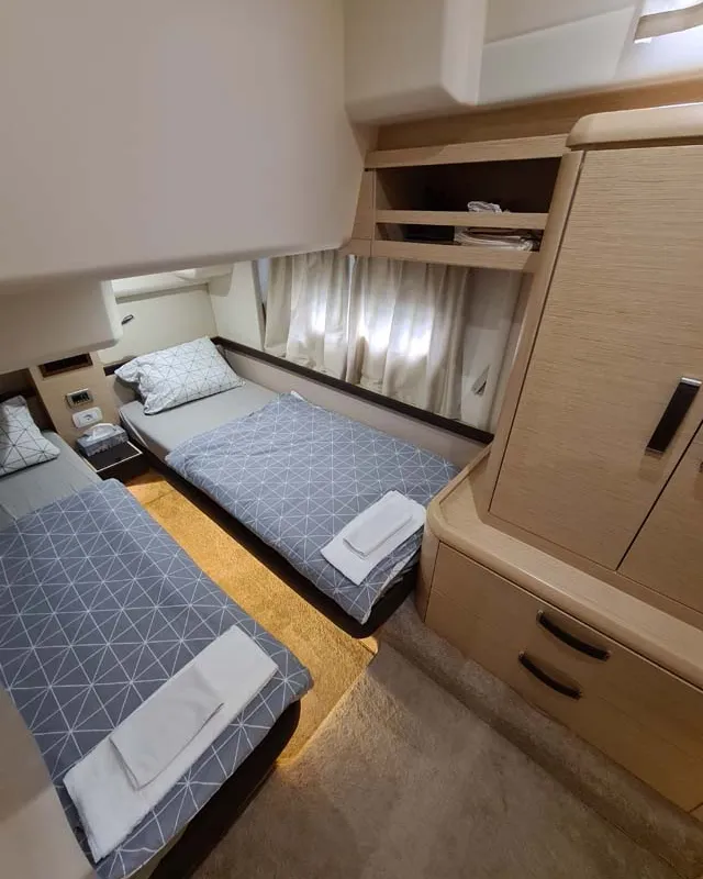 Cabin on Sarkis de Karabas, a Greenline 48 Fly motor yacht at Portorož / Portorose, Slovenia