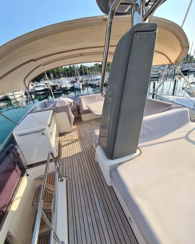 Deck of Sarkis de Karabas, a Greenline 48 Fly motor yacht at Portorož / Portorose, Slovenia