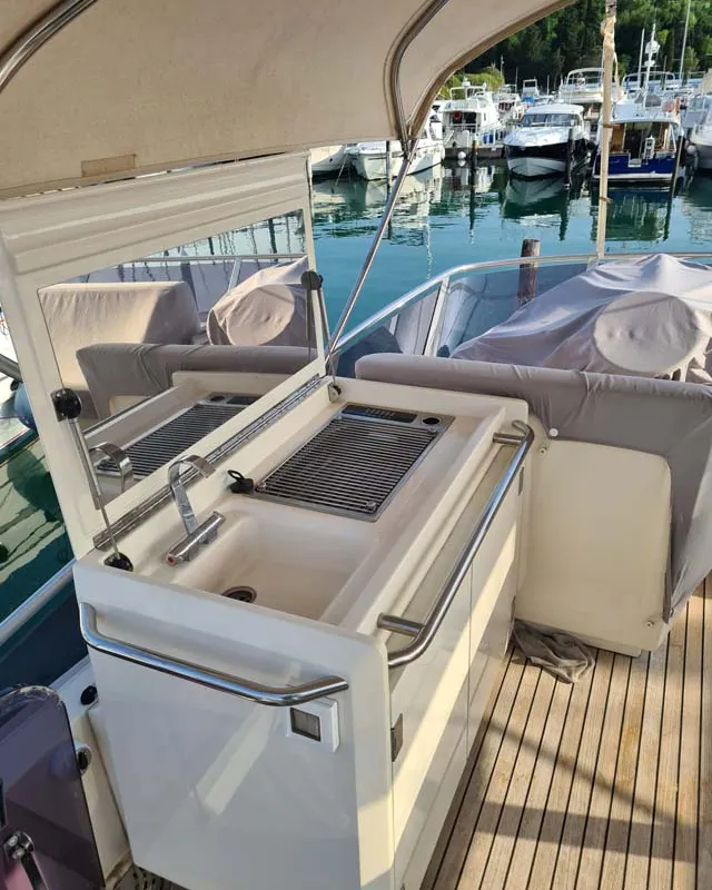 Deck of Sarkis de Karabas, a Greenline 48 Fly motor yacht at Portorož / Portorose, Slovenia