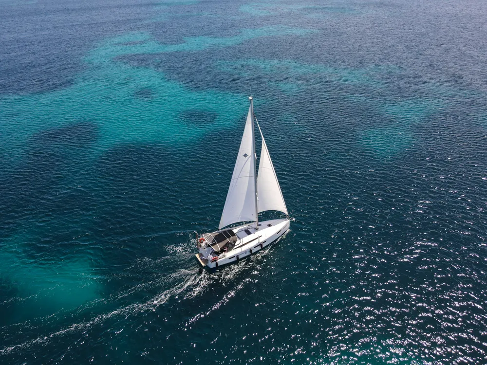 Exterior view of Marianna, a Jeanneau Sun Odyssey 410 sailboat at Kontokali, Greece
