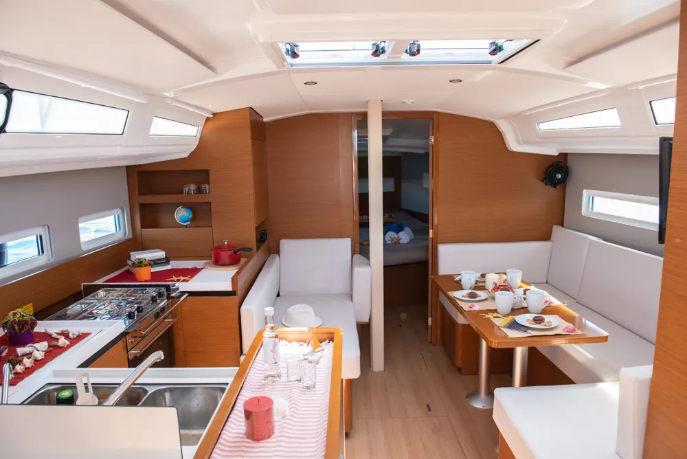 Salon of Marianna, a Jeanneau Sun Odyssey 410 sailboat at Kontokali, Greece